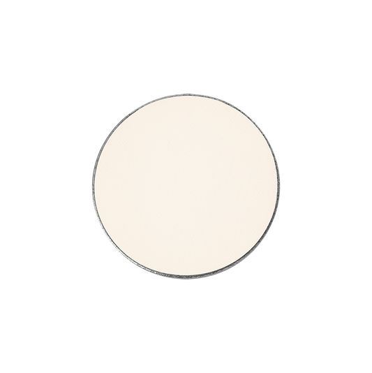 viaGlamour image of a extreme-eyeshadow